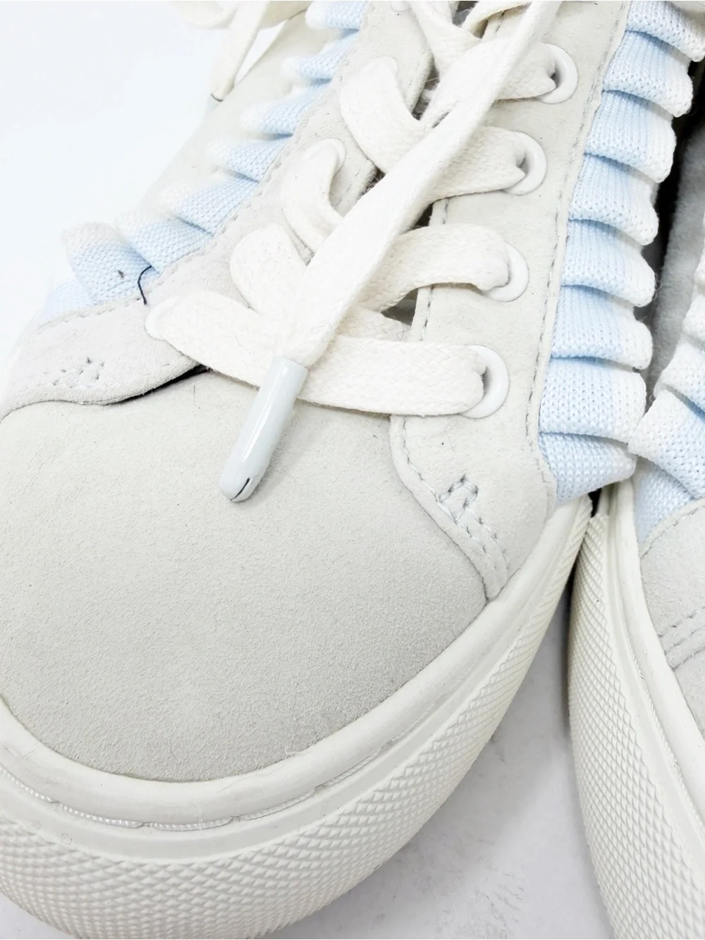 Tory Burch Sport Ruffle Athletic Sneakers White Suede Lace Up Shoes Size 5.5M